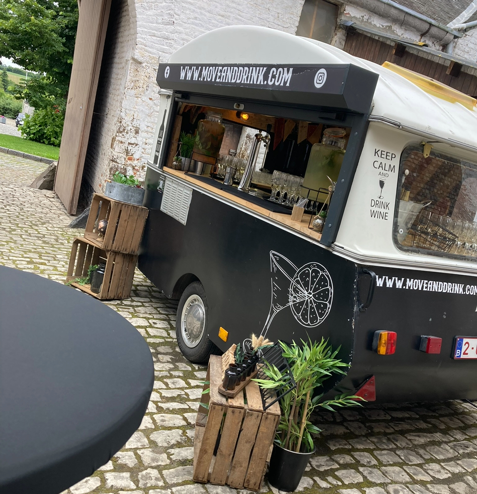 VIN D’HONNEUR – Caravane – Bulles